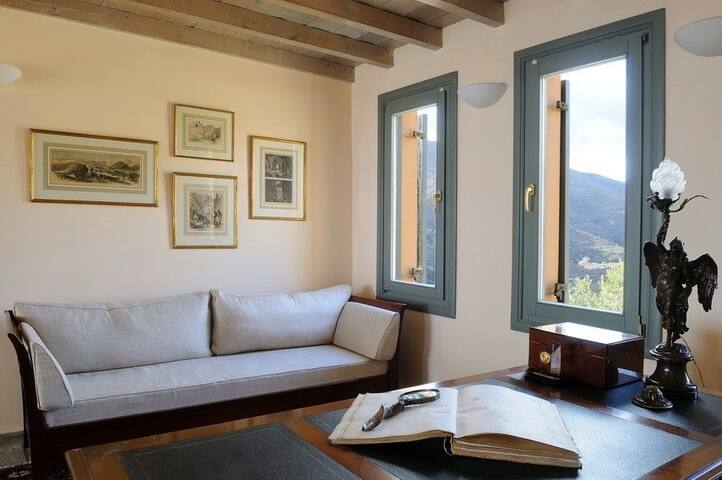 Aegea Villa with Sea View gallery image 3