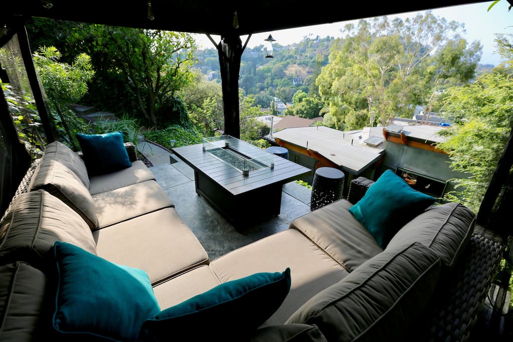 Stunning Views of Silverlake and surrounding hills.