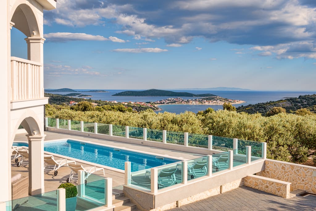Splendid Sea Veiw Villa