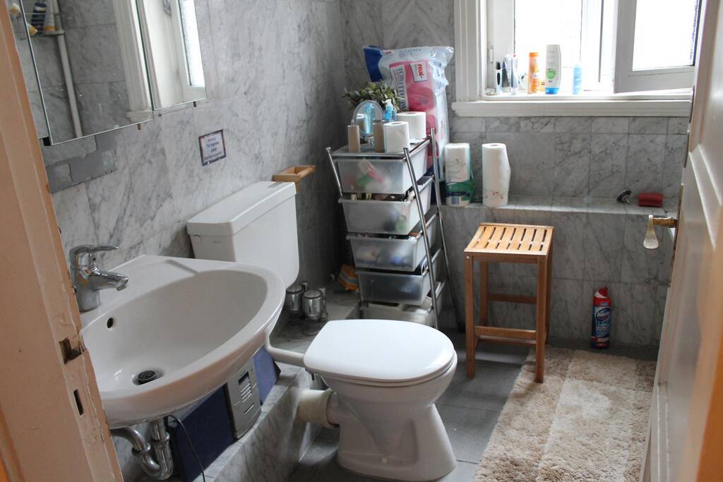 Beautiful Bathroom with sunlight and a bathtub