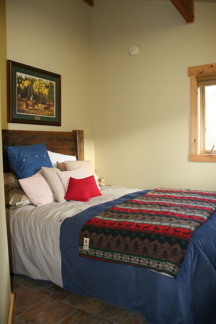 Main: Cowhorse Bedroom