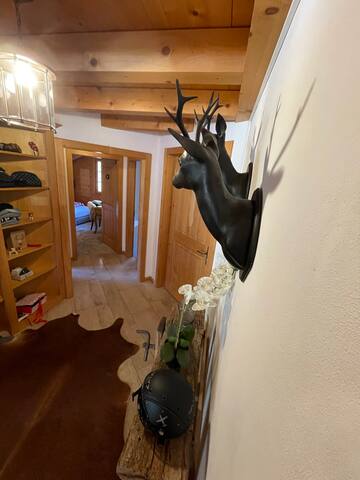 Super Attique avec cheminée et vue imprenable gallery image 2