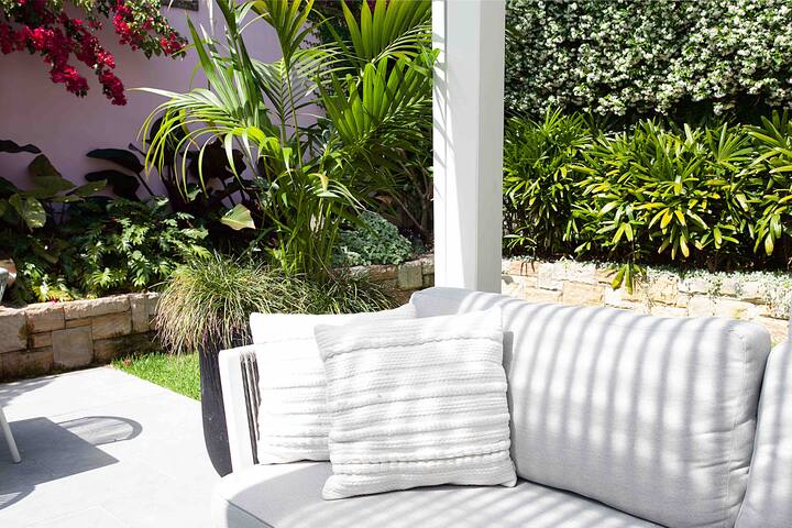 Vaucluse/Watsons Bay Beach House: 4 BR Villa gallery image 5