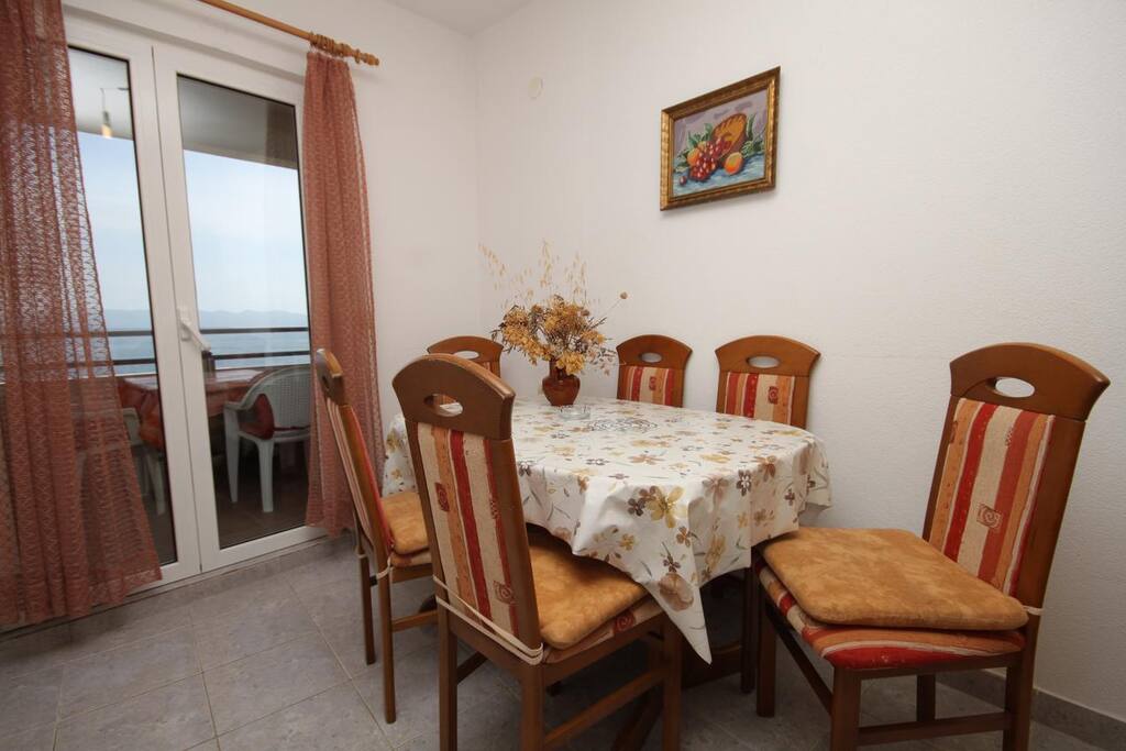 Dining room, Surface: 6 m²