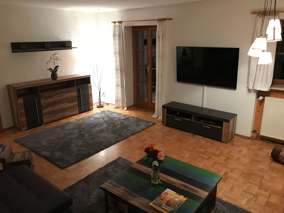 Wohnzimmer / living room