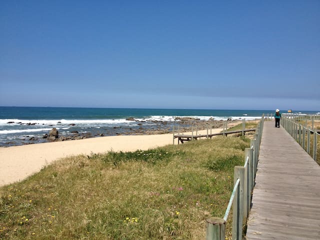 SUSAMU Beach House 8km from Porto