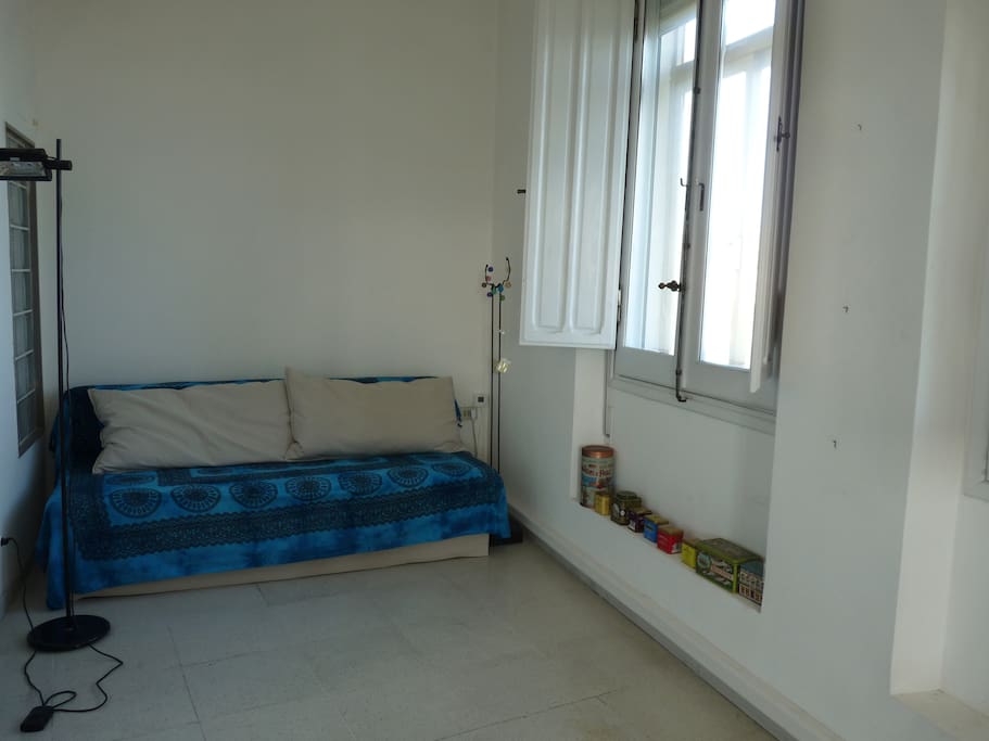 Salotto con divano letto