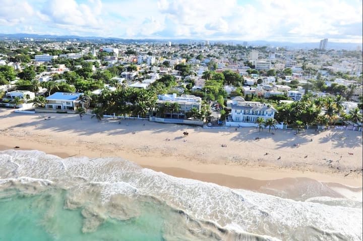 Cozy • Fast WiFi • TV • AC • Tesla backup • Beach