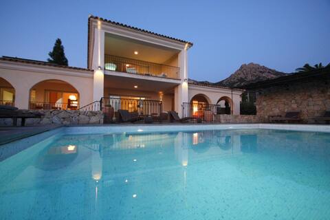 villa with great views on Calvi