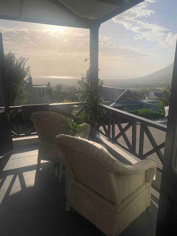 Sunset cove is the perfect scenic getaway. gallery image 4