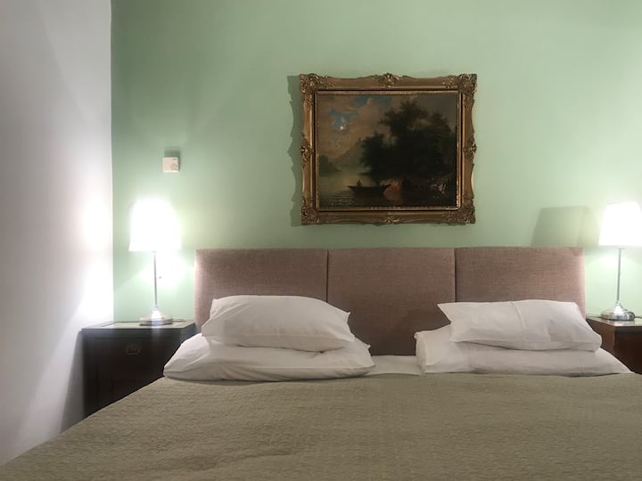 City Apartment 1- Palais Brambilla romantic style