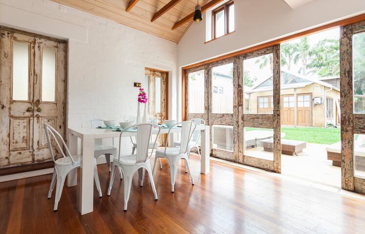 BONDI BEACH Hastings House and Flat gallery image 3