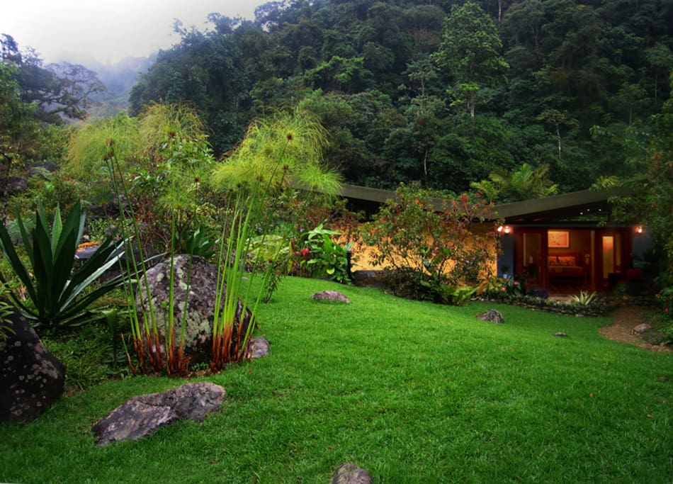 What you imagine Costa Rica to be