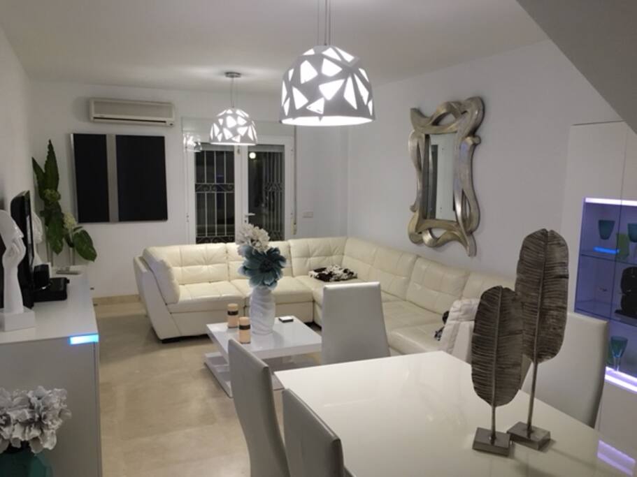 Lounge and dining area