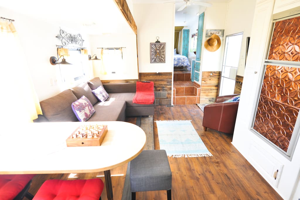 Living room, looking towards the bedroom