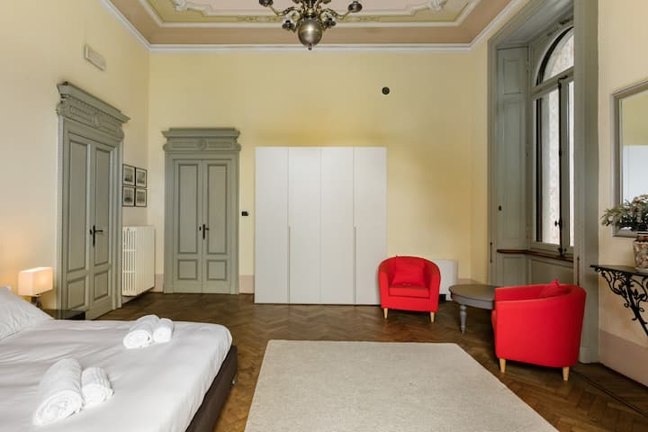 საძინებელი 4