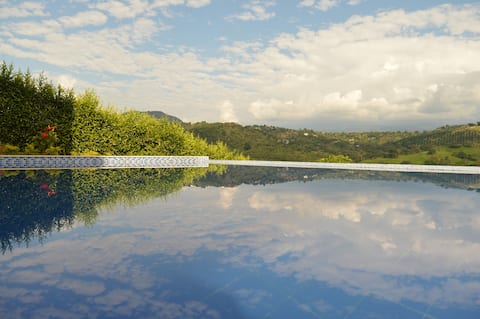 Hermosa, moderna y confortable casa en Anapoima