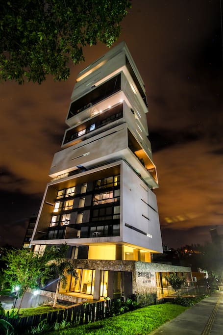 Amaizing Building 1502