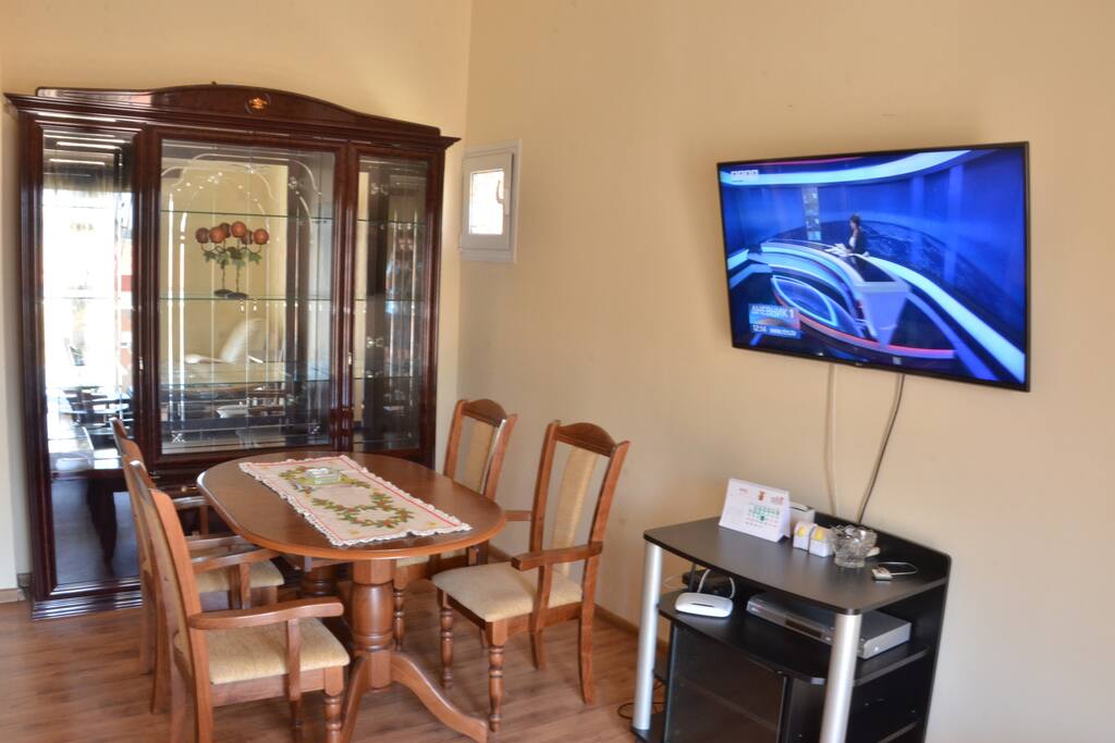 Living room TV WI FI