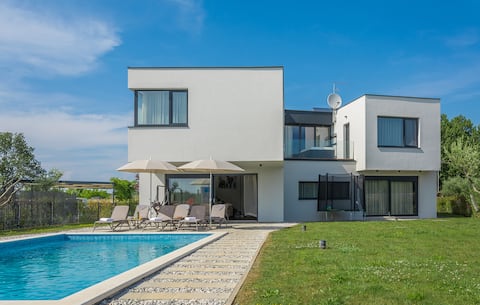 Beautiful Villa Paolo