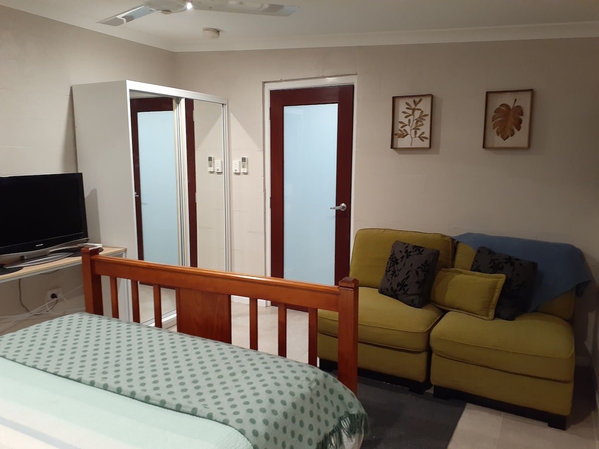 Successful Airbnb property: "The Granny Flat "Near Hospitals and JCU". in Townsville City