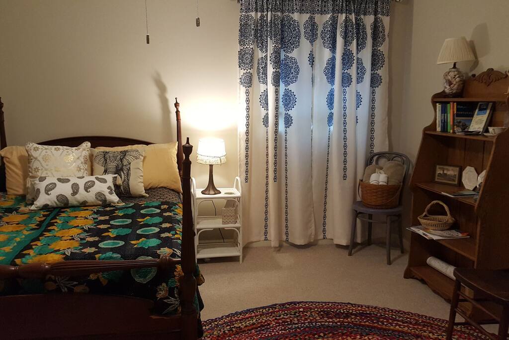 You have plenty of room to stretch out and relax, so you can plan your visit, watch your wifi shows, or whatever you want.