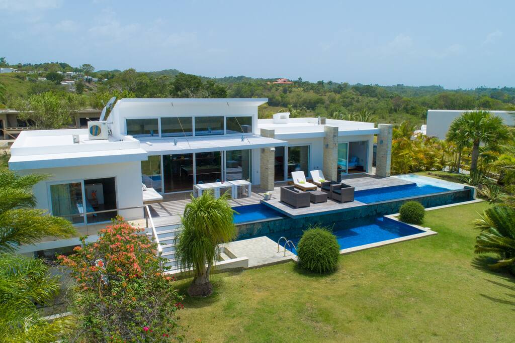 amazing villa with 3 masterbedroom kingsize