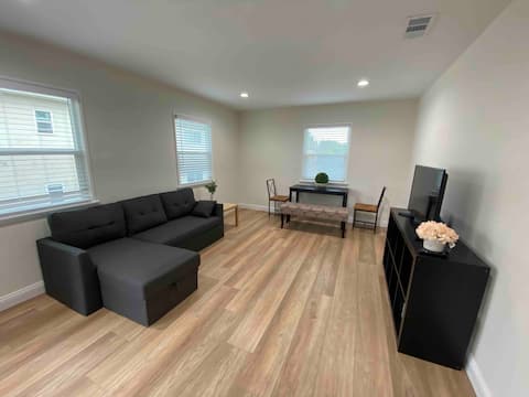 Top performing Airbnb: Temple City 2Bedroom1b apartment in Arcadia