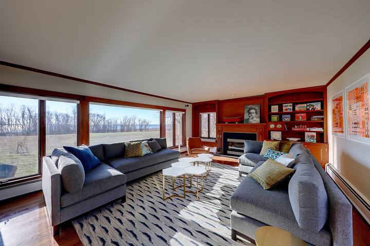 Seaside Home with Beach Access