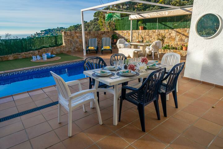 Villa Natura Lux, Private pool and outdoor area gallery image 4
