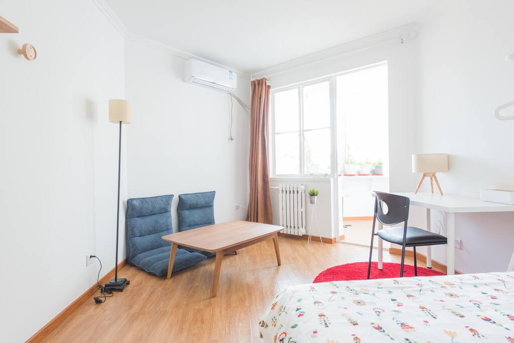 主卧室 main bedroom