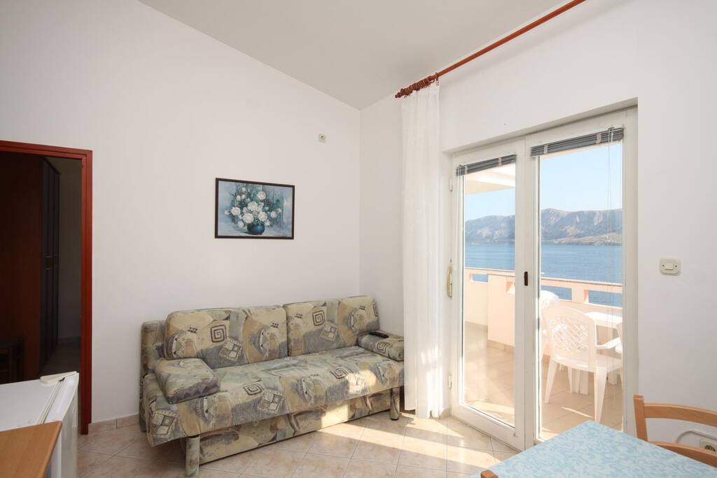 Dining room, Surface: 8 m²