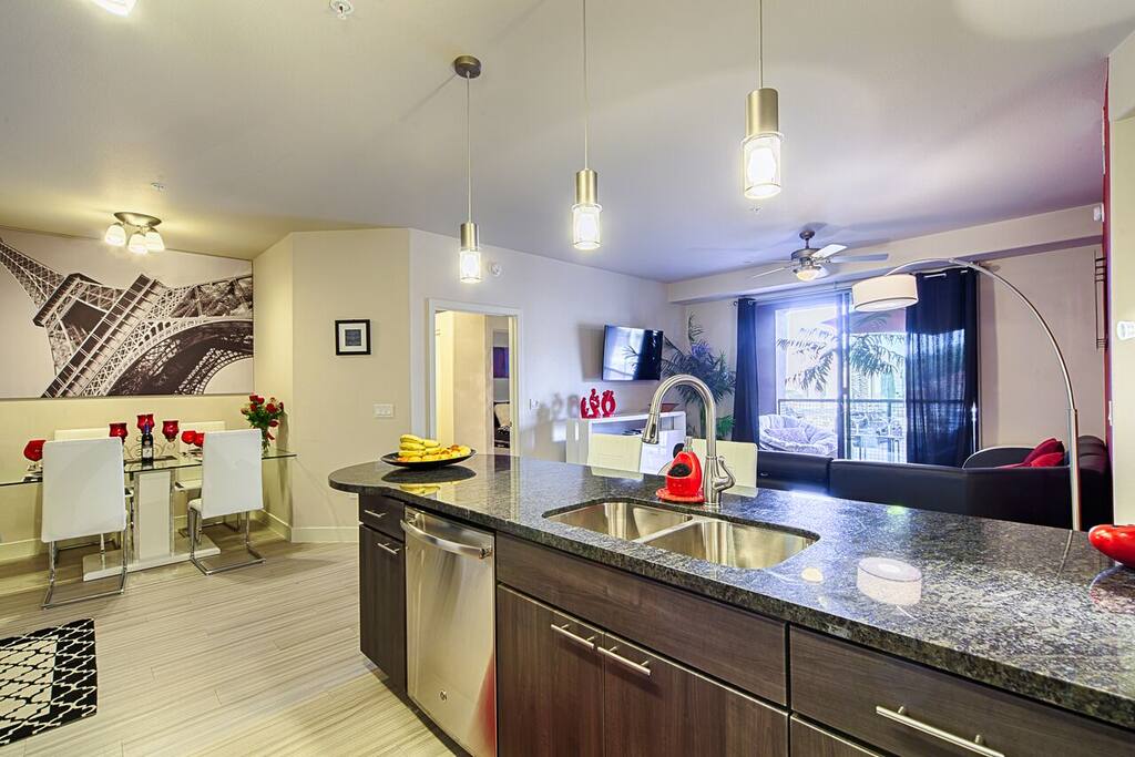 kitchen/dining
