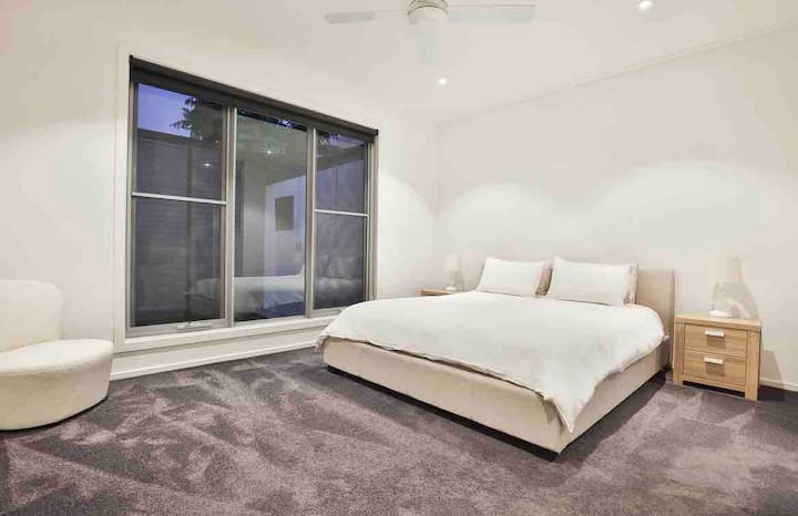 საძინებელი 3