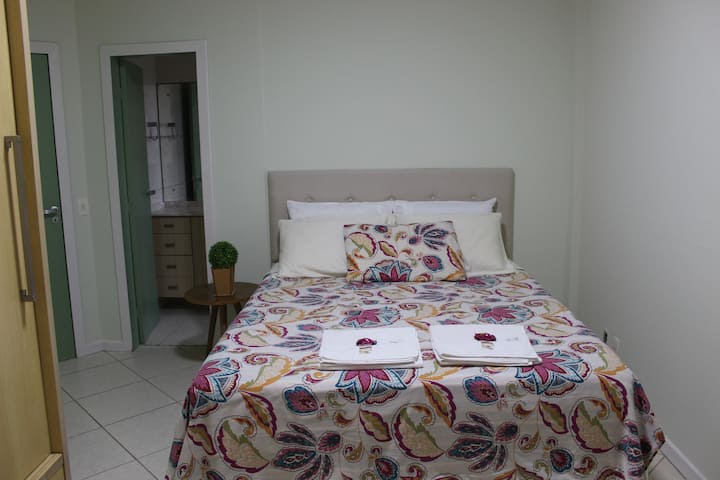 Chumba chenye Kitanda aina ya Queen