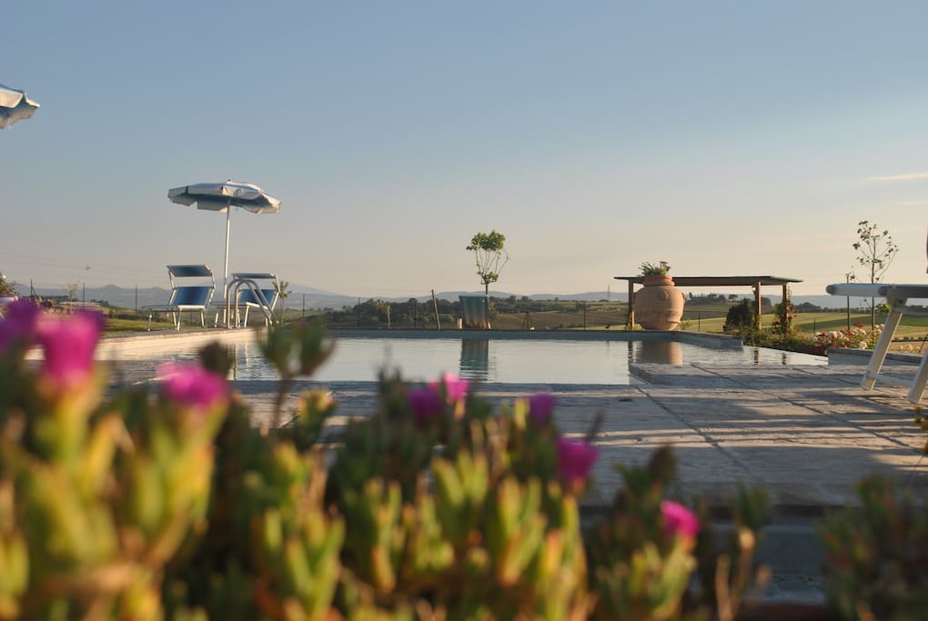 Spring
Swimming pool