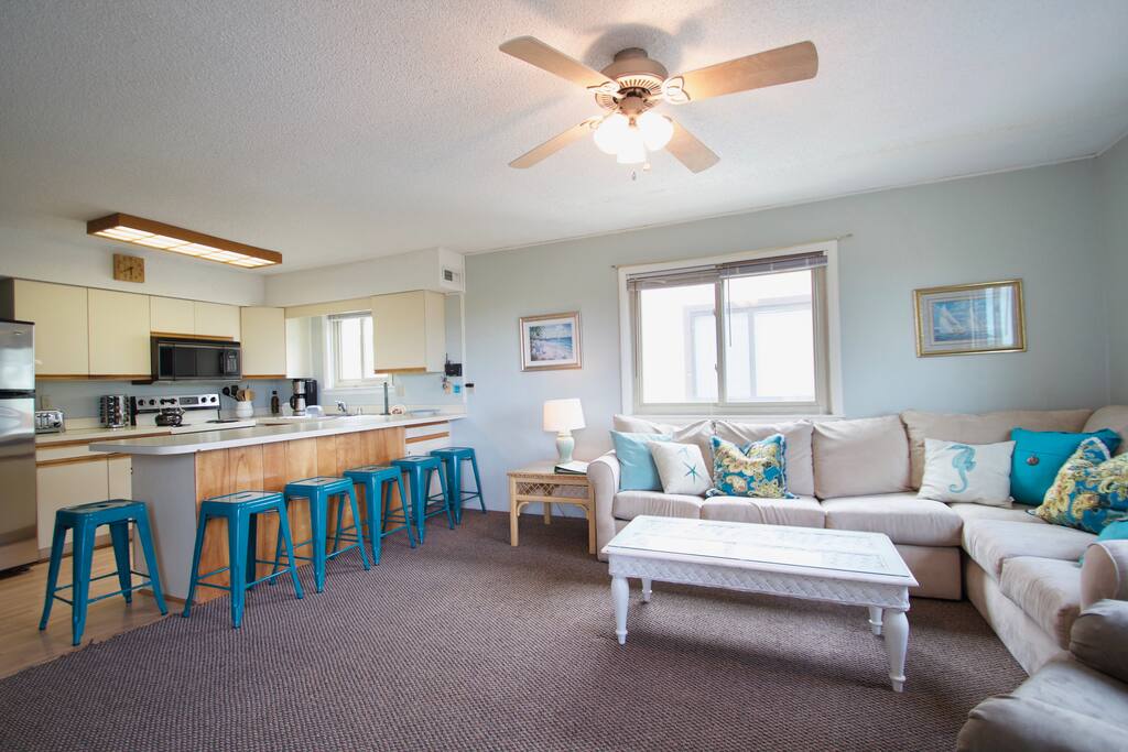 Living Room/ Kitchen