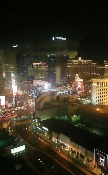 This 35th floor corner unit gives you a great view of the strip!