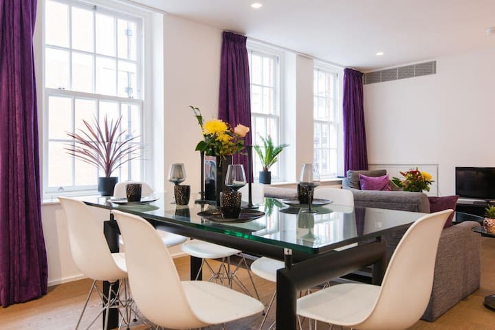 THE HIGH SPEC 2 BEDROOM APARTMENT 100m OXFORD