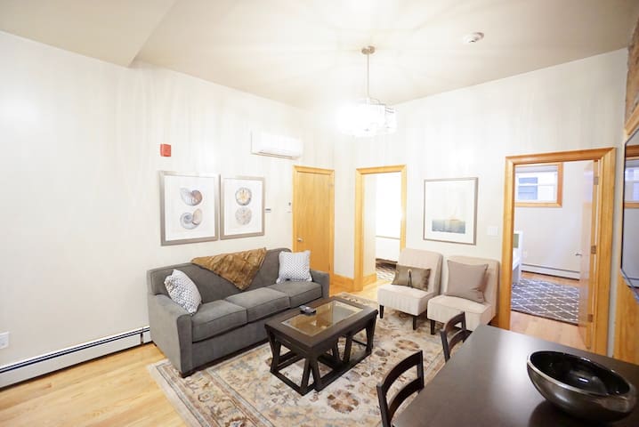 North End Efficient 3 BR | 1 BA in Little Italy gallery image 3
