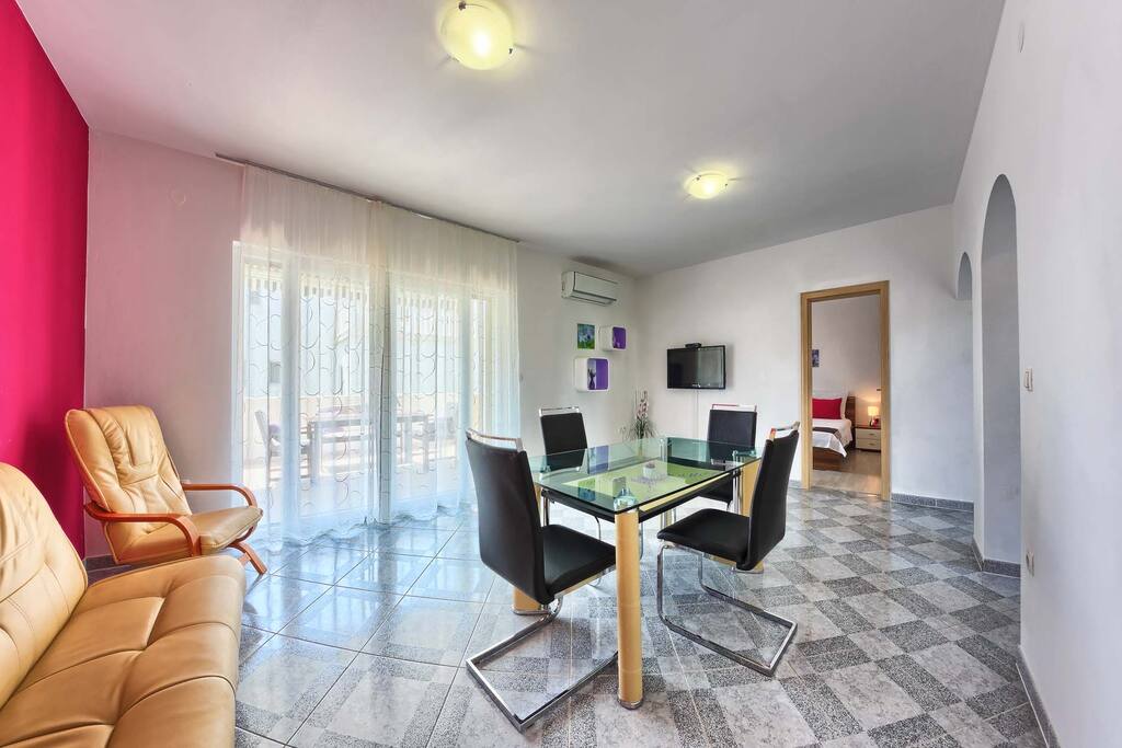 Sofa & Dining Table