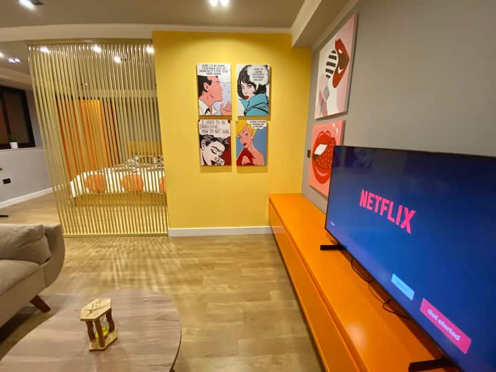 Pop Studio Apartment, Bllok Area - Tirana
