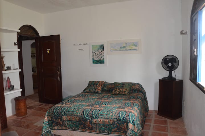 Საძინებელი 3: აპარტამენტი ორადგილიანი საწოლით და ჰამაკით, ფანჯარა ზღვის ხედით