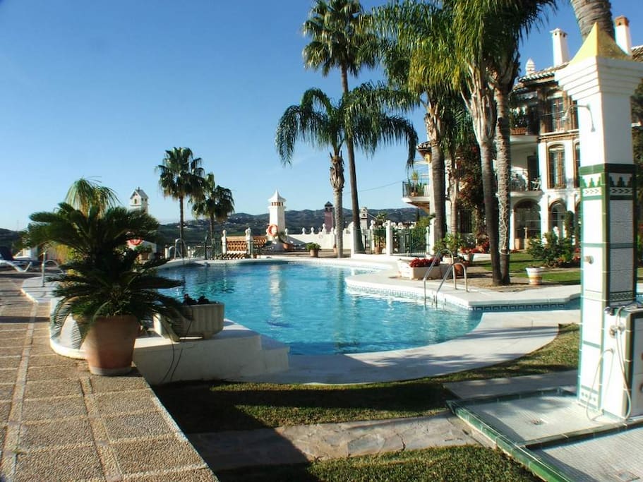 Middle pool with Children's pool and panoramic views
