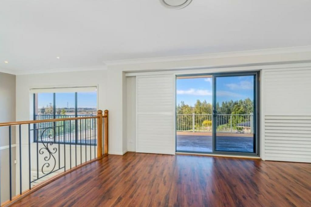 Large out door deck with amazing views