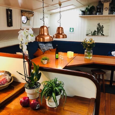 Classic sailing ship at the Oosterhaven