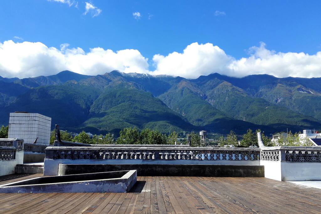 楼顶观山花园