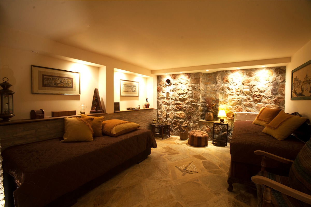 gostinjska spavaća soba br. 2 (2 kreveta za jednu osobu)