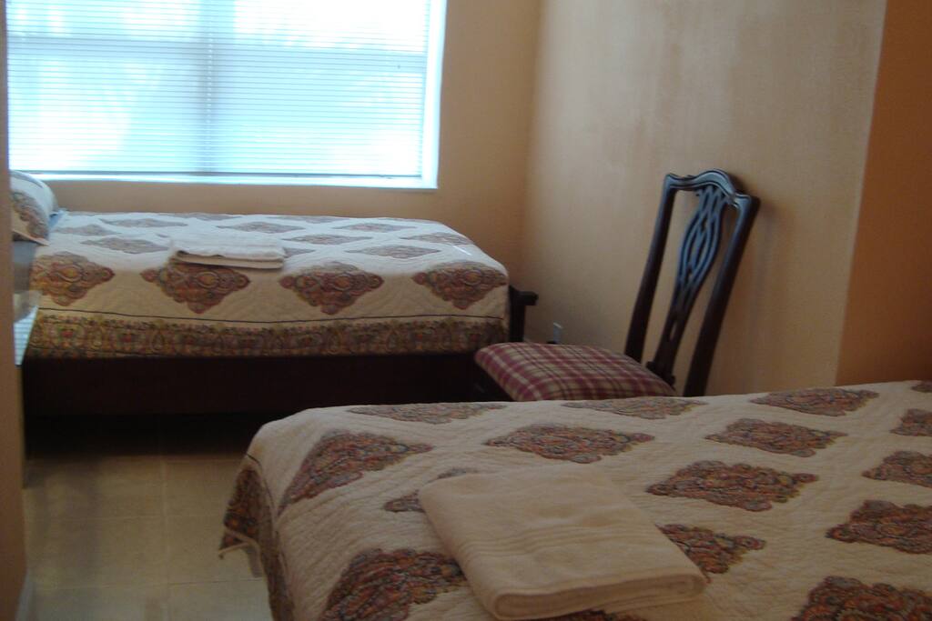 2nd bedroom