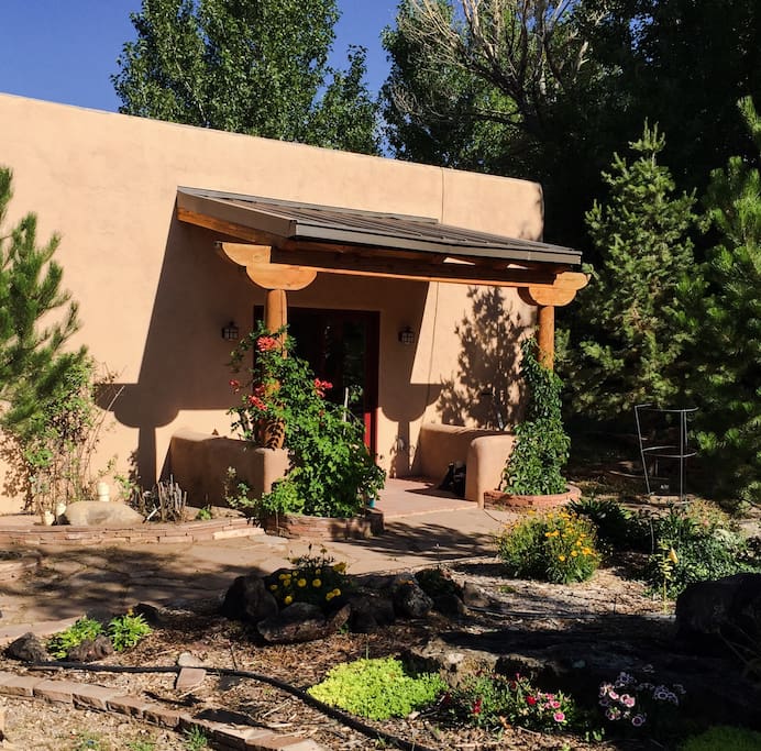 Top 100 Airbnb Rentals in Taos, New Mexico